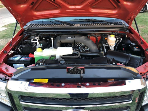 Imagen 8 de 16 de Ford 4000 Con Caja Térmica.