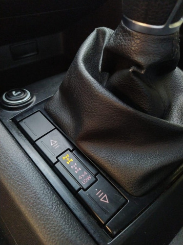 Imagem 10 de 15 de Vw Amarok 2.0 Turbo Diesel 4x4 Tdi 4motion 2018- Aceitamos