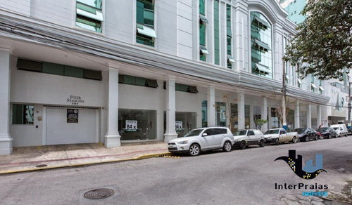 Imagem 3 de 16 de Comercial Sala No Four Seasons Residence - 155981-v