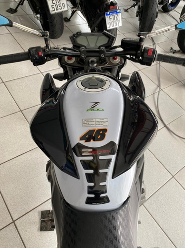 Imagem 3 de 7 de Kawasaki Z 800 Kawasaki
