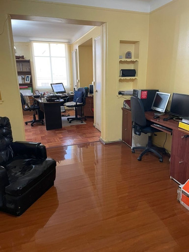 Imagen 2 de 6 de Oficina/habitacional En Paseo Bulnes