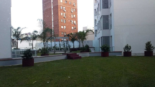 Venta Apartamento 1 Dormitorio Tres Cruces Terraza Y Garaje