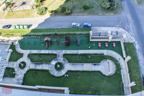 Alquiler Anual Edificio Le Jardin Punta Del Este- Ref: 13527