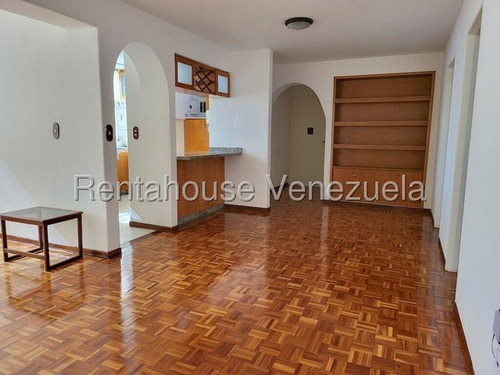 Alquiler De Bello Apartamento. Mls 25-13678. Ycl.
