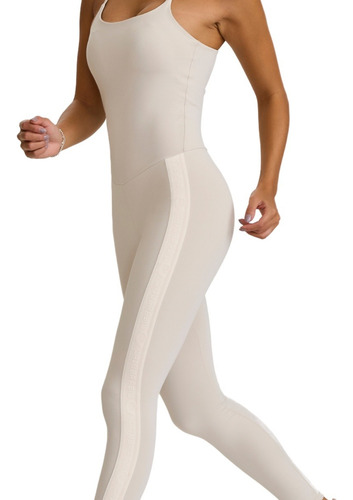 Macacão Hyper Com Elástico Off White Cajubrasil