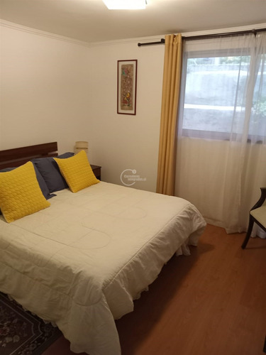 Casa De 5 Pisos, Hostal, En Excelente Condiciones