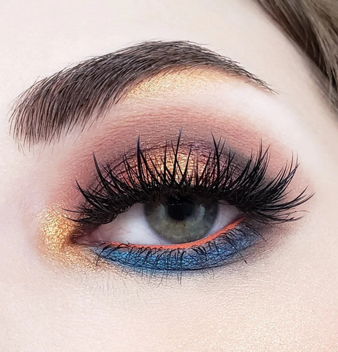 Paleta De Sombras Tonos Frios Crown Profesional Cp08