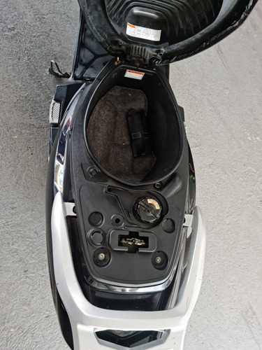 Imagem 10 de 12 de Suzuki Burgman I 125cc Gasolina Manual