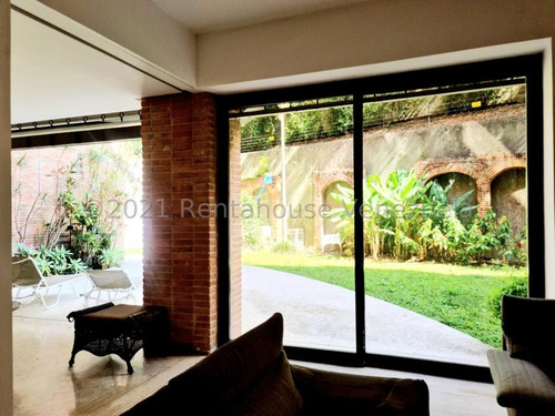 Se Vende Bello Apartamento En Altamira Mls-24-25203
