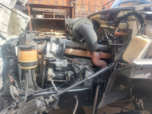Vendo Camion Ford 14000 Balancin Neumático, Caja Playa