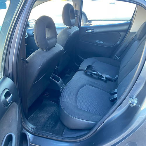 Peugeot 207 1.6 Xt