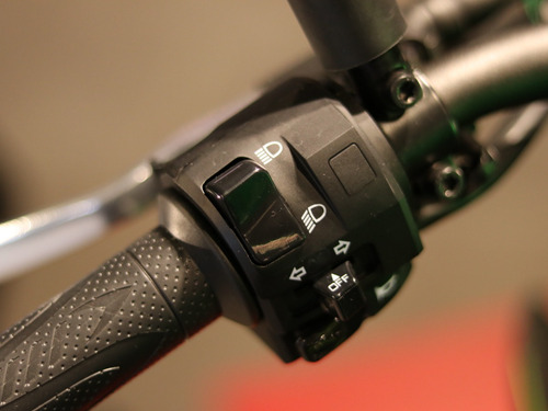 Qj Motor - Srk 400 Verde - Naked
