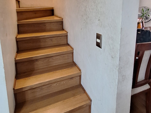 Casa Aislada 3 Pisos En Condominio. 3d+3b Cod. 41095