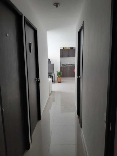Imagen 10 de 17 de Venta De Apartamento En El Alto Bosque