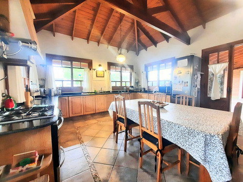 Venta Casa 4 Ambientes La Concepción Con Pileta