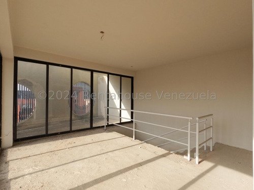 Enixon Sanchez Vende Espectacular Apartamento Triple Para Que Remodeles A Tu Gusto #24-24591