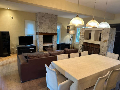 Casa Venta Carilo 5 Ambientes