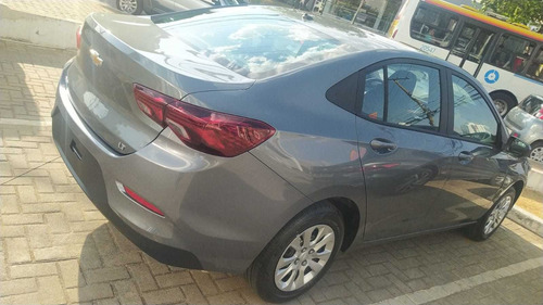 Imagem 4 de 6 de Chevrolet Onix Plus 1.0 Lt (flex)