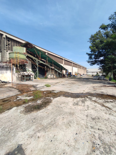 Se Vende Galpón Carretera Nacional. Cagua La Villa