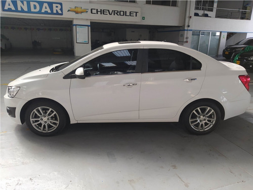 Chevrolet Sonic At Sedan 4p - Usados