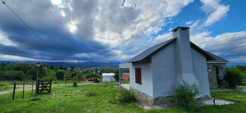 Casa En Venta En Villa Yacanto (con Vista Ideal A Las Sierras)