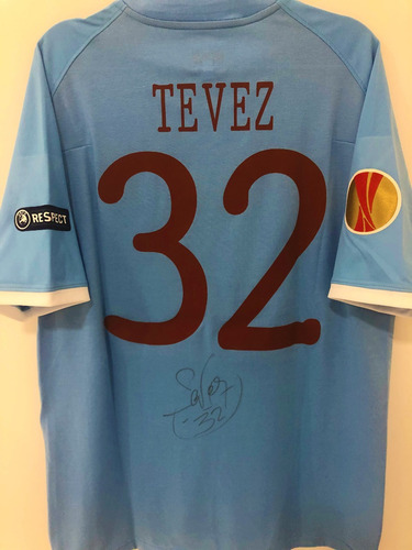 Camisa Manchester City 2010/11 Tevez #32 Europa League