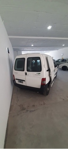 Imagen 3 de 17 de Peugeot Partner 2011 1.6 Hdi Furgon Confort