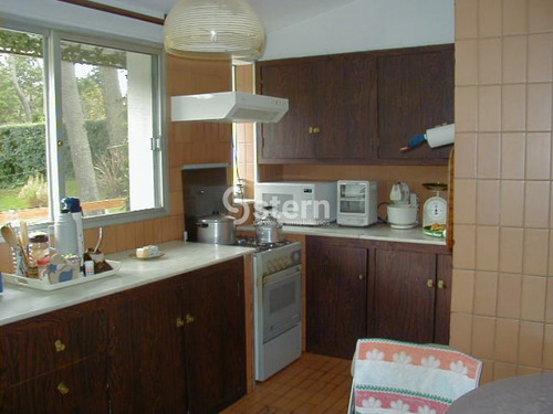 Imagen 24 de 30 de Venta Casa 4 Dormitorios, Lugano, Punta Del Este