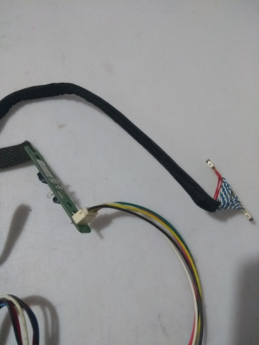Cv318l L Main Polaroid Ptv2203led Y Botonera Receptor (Usado)