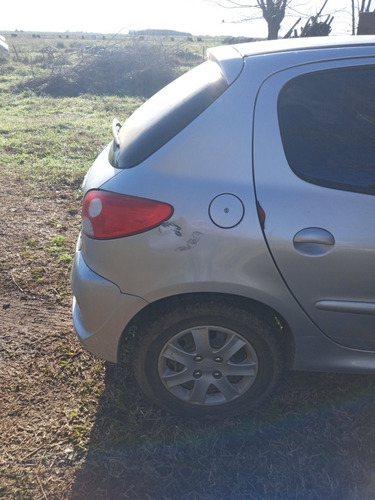 Imagen 2 de 12 de Peugeot Allure Compact Allure Compact