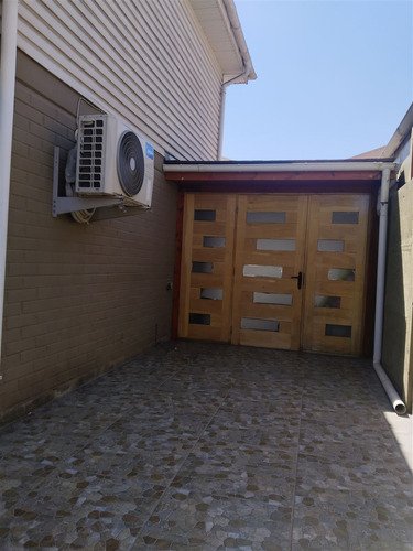 Casa En Venta De 3 Dorm. En Puente Alto