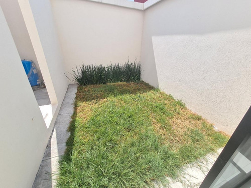Imagen 5 de 16 de Casa En Venta En Emiliano Zapata Tlaxcalancingo Puebla