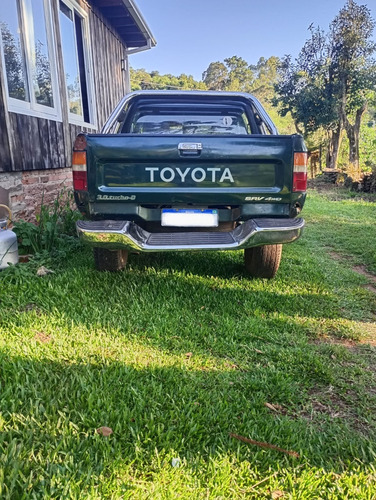 Toyota Hilux 3.0 Srv Cab. Dupla Turbo 4x4 4p