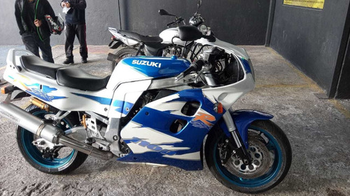 Imagem 1 de 8 de Suzuki Gsxr 1100