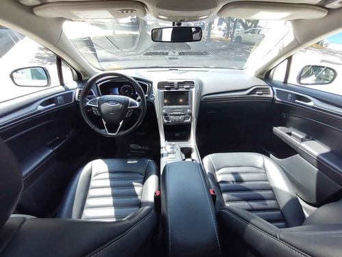 Imagen 12 de 15 de Ford Fusion 2019 4p Se Luxury Hibrido Aut