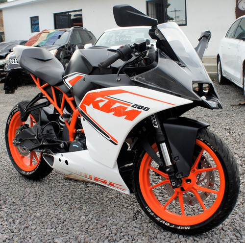 Imagen 3 de 11 de Ktm Rc 200 2019