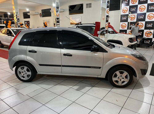 Imagem 2 de 6 de Ford Fiesta 1.0 Mpi Hatch 8v Flex 4p Manual