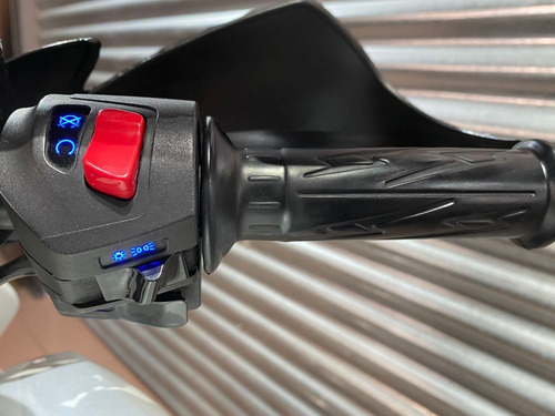Imagen 9 de 12 de Bajaj Dominar D 400
