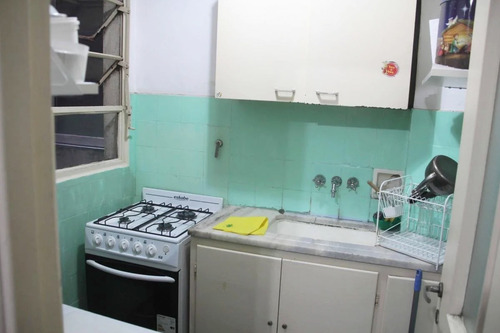 Imagen 3 de 7 de Venta Departamento De 2 Ambientes Ubicado Sobre Av. Corrientes Balvanera