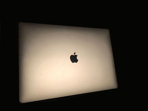 Mac Book Pro I9-9na. Gen. 32-ram 2019 Disco M2. 1-tera. (Usado)