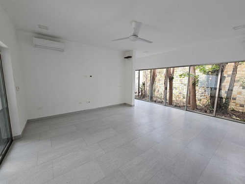 Casa En Venta Merida, Temozon Norte, Entrega Inmediata.