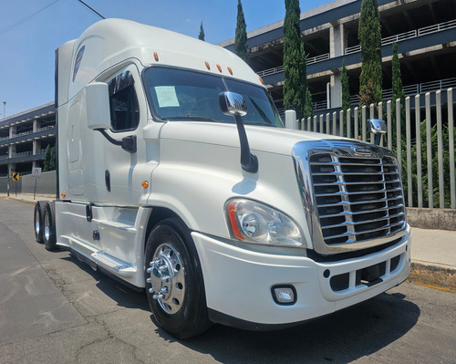 Tractocamion Freightliner Cascadia Man 2017