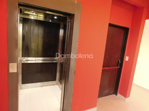 Imagen 19 de 19 de Oficina En Venta O Permuta Ubicado En Moreno, Moreno