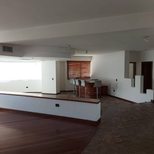 255498 Venta De Apartamento En Los Mangos Edificio Shogun Planta 100% Fp
