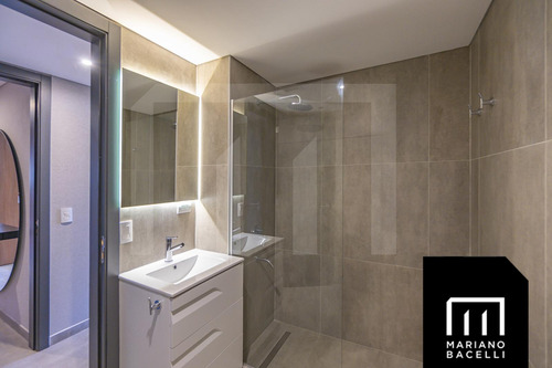 Departamento En Venta En Complejo 3300 Cabral Canning