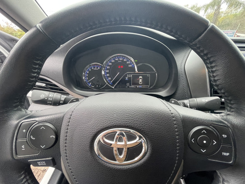 Toyota Yaris 1.5 107Cv Xls Pack Cvt Sedan