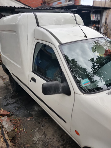 Ford Currier 1.8 Lx D