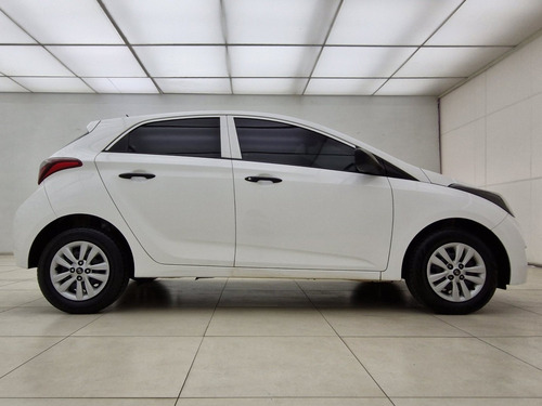 Hyundai HB20 1.0 UNIQUE 12V FLEX 4P MANUAL