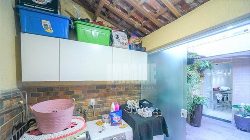 Sobrado Em Condomínio Na Penha Com 2 Dorms Sendo 1 Suíte, 1 Vaga, 115m² - So0806