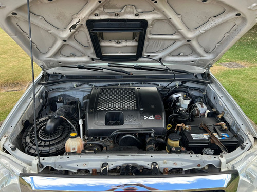 Toyota Hilux 3.0 Srv Cab. Dupla 4x4 Aut. 4p